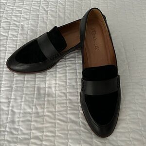 Madewell Black Leather and Suede Loafers, Women’s size 9